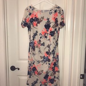 Floral Fitted Short Sleeve Maternity Dress